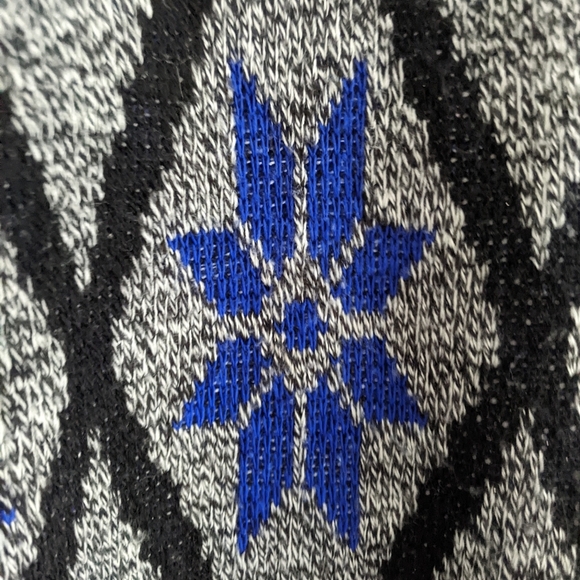 Vintage Separate Issue Snowflake Sweater - Picture 2 of 7